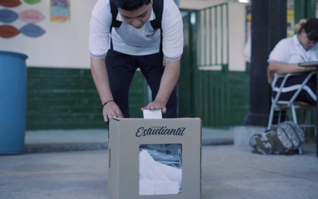 ¡CIVIX, las secretarías de educación y las instituciones educativas de Colombia se unen para realizar el simulacro electoral más grande de Latinoamérica!