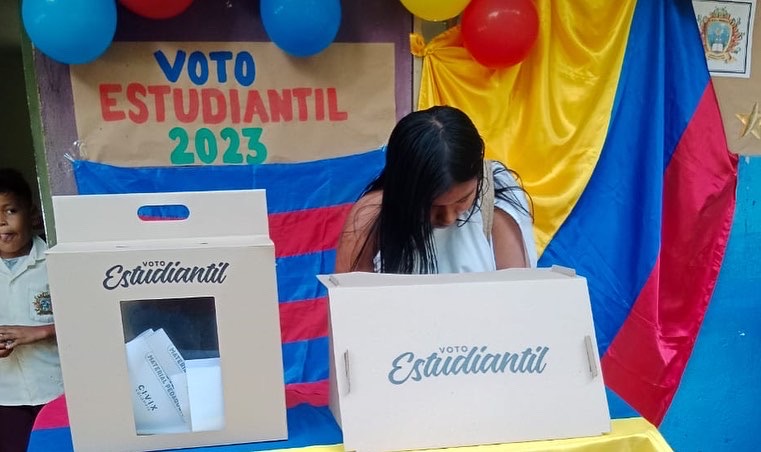voto estudiantil 006