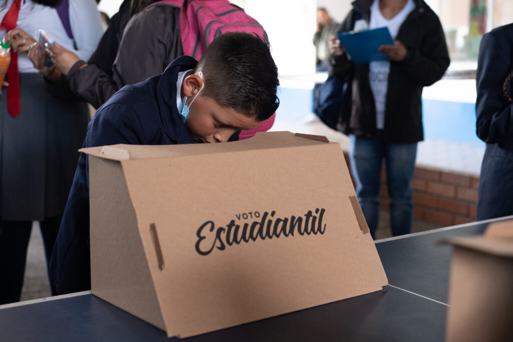 voto estudiantil 008
